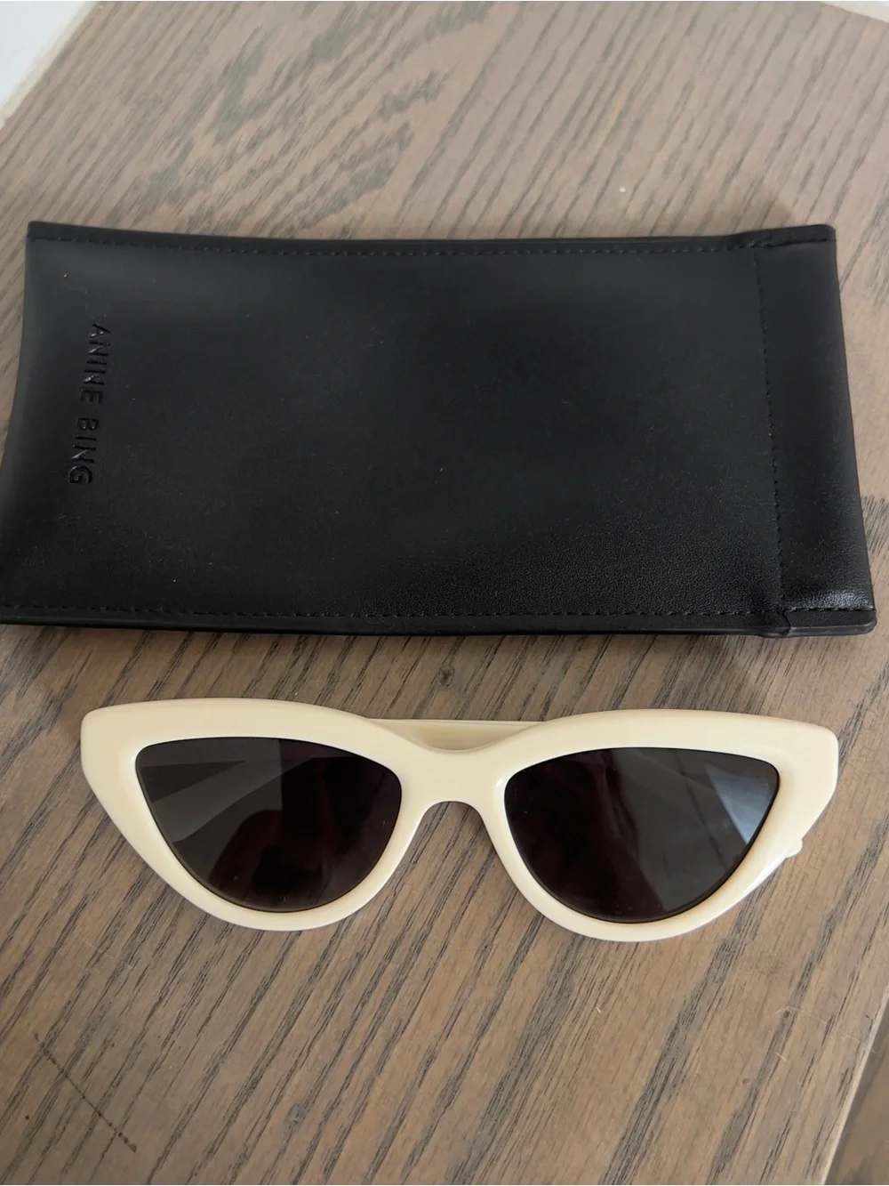 Anine Bing Sedona Sunglasses in Ivory White New - Picture 2 of 7